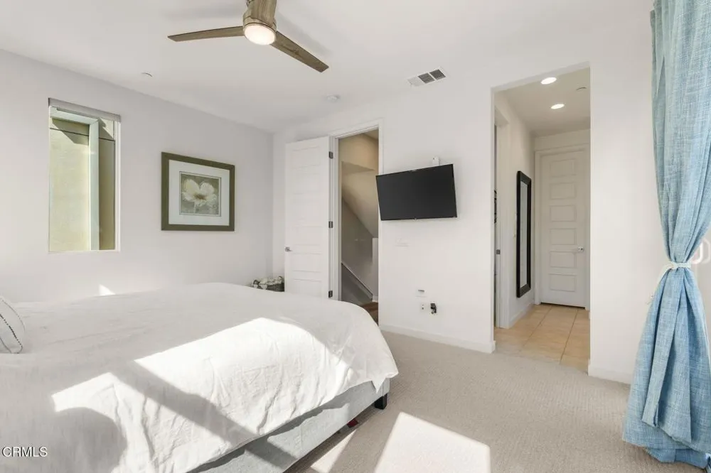 1087 Canal Street Oxnard, CA 93035