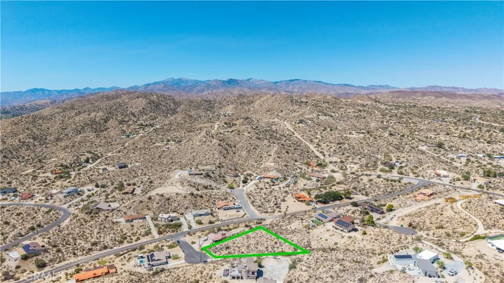 57006 Pinto Court Yucca Valley, CA 92284