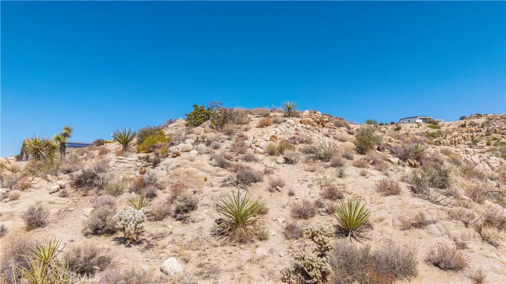 57006 Pinto Court Yucca Valley, CA 92284