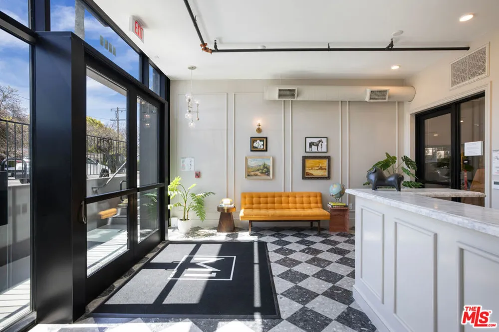 1221 Myra Avenue #226 Los Angeles, CA 90029
