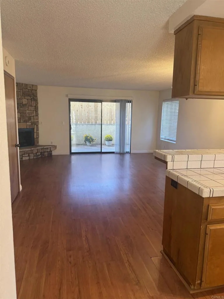 567 F Coronado, CA 92118