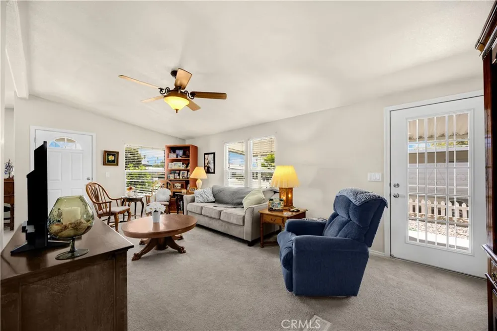 590 San Mateo Circle Hemet, CA 92543