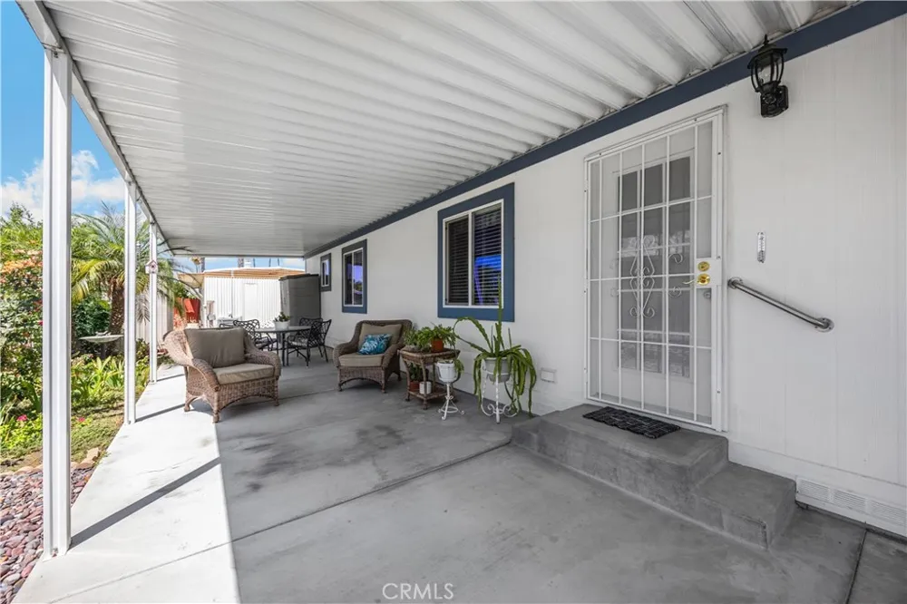 590 San Mateo Circle Hemet, CA 92543