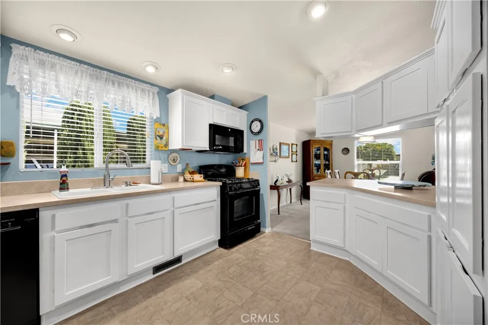 590 San Mateo Circle Hemet, CA 92543