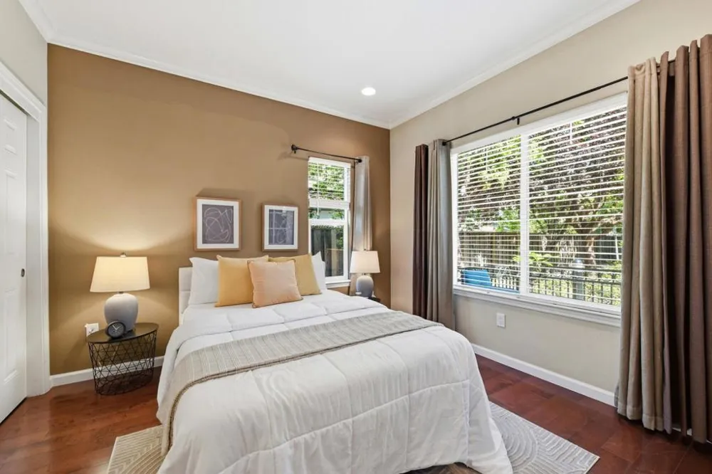 2222 Raspberry Lane Mountain View, CA 94043