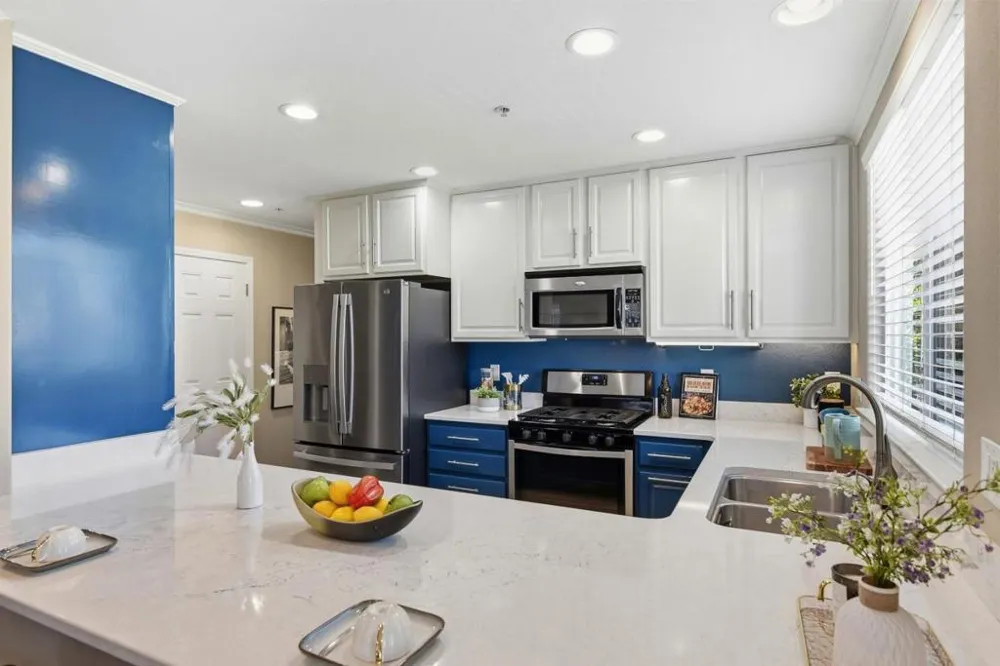 2222 Raspberry Lane Mountain View, CA 94043
