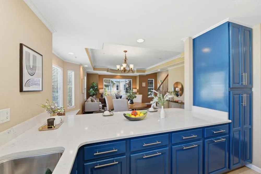 2222 Raspberry Lane Mountain View, CA 94043
