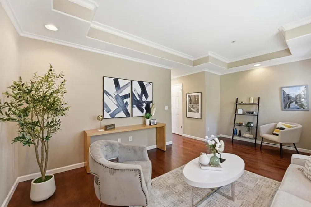 2222 Raspberry Lane Mountain View, CA 94043