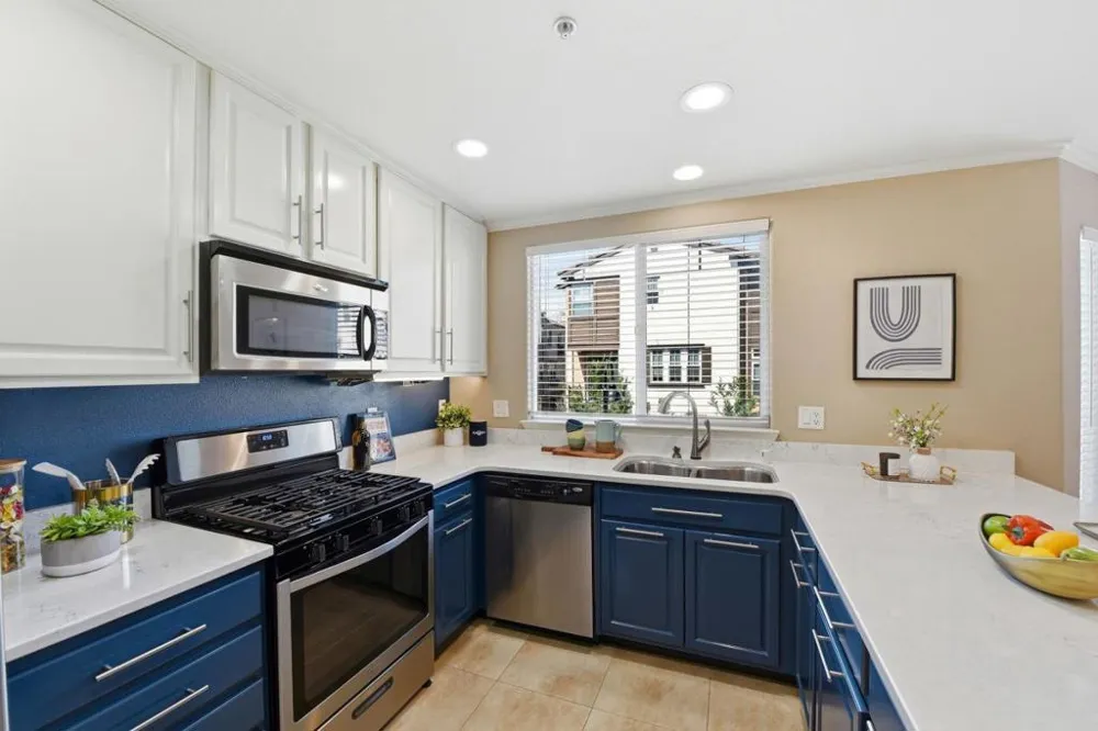 2222 Raspberry Lane Mountain View, CA 94043