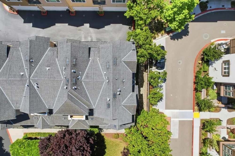 2222 Raspberry Lane Mountain View, CA 94043