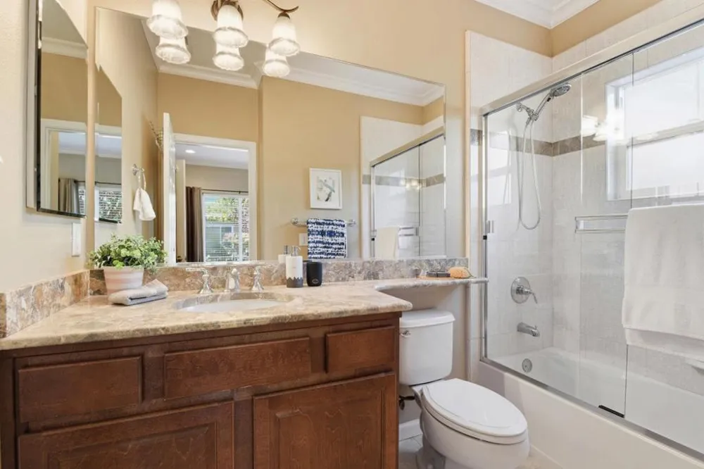 2222 Raspberry Lane Mountain View, CA 94043