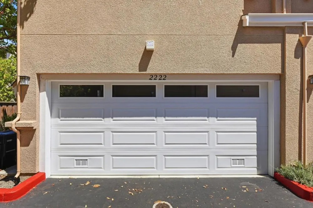 2222 Raspberry Lane Mountain View, CA 94043