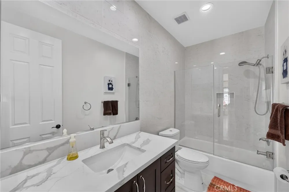 18742 Turfway Park Yorba Linda, CA 92886