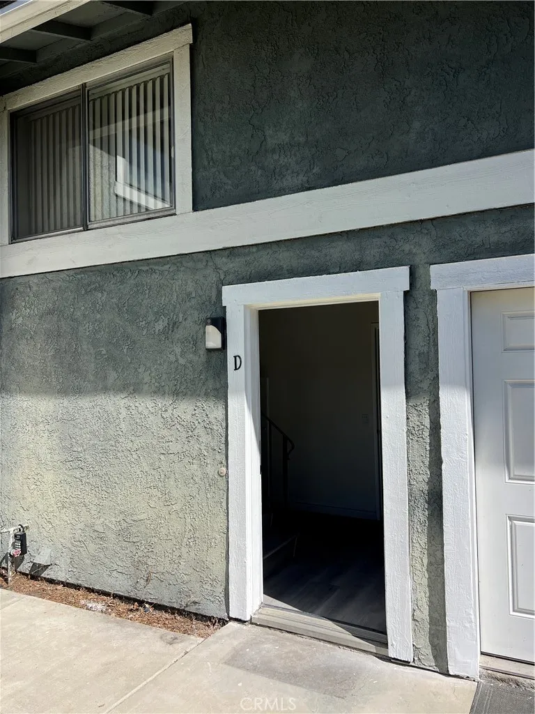 221 Grayson Way #D Upland, CA 91786