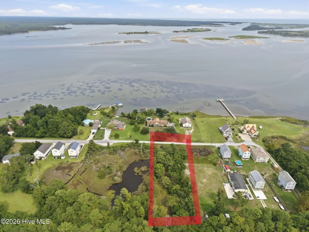 657 Canady Road Sneads Ferry, NC 28460
