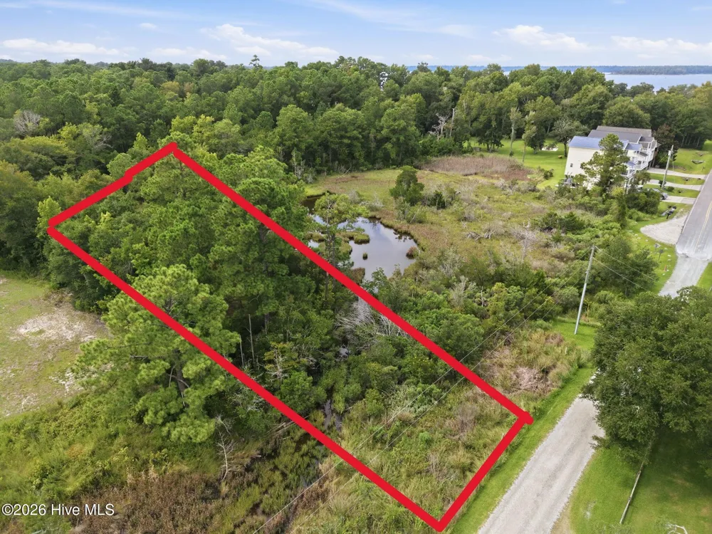 657 Canady Road Sneads Ferry, NC 28460