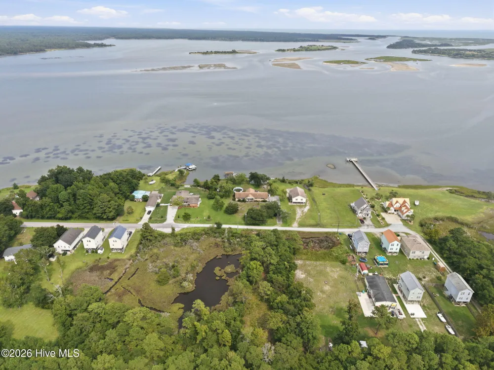 657 Canady Road Sneads Ferry, NC 28460