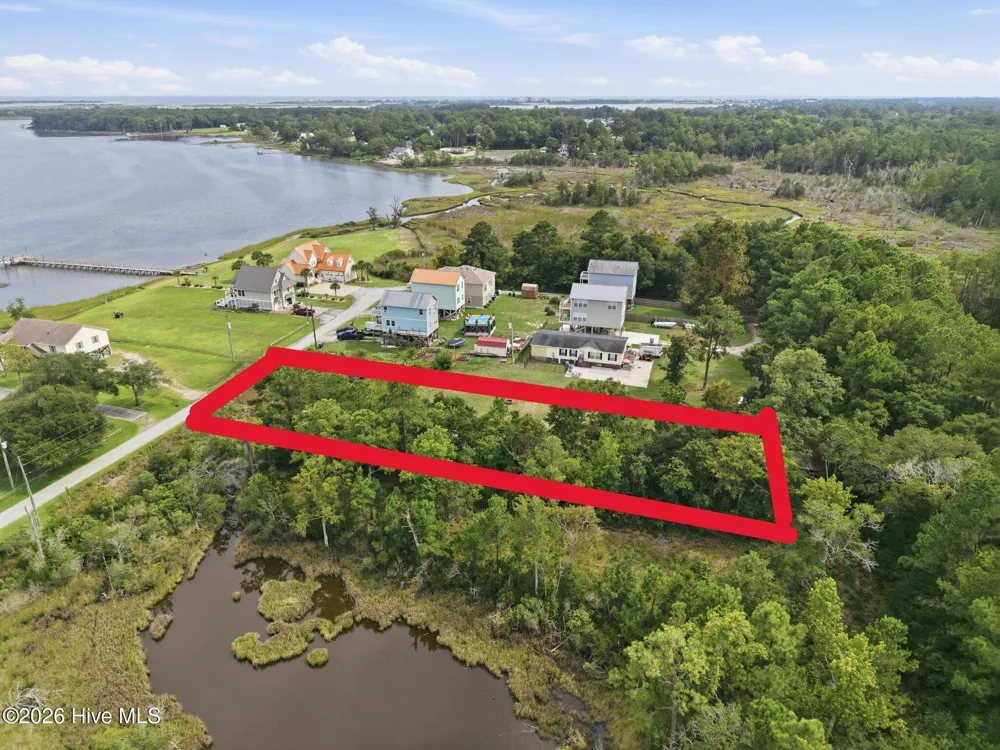 657 Canady Road Sneads Ferry, NC 28460