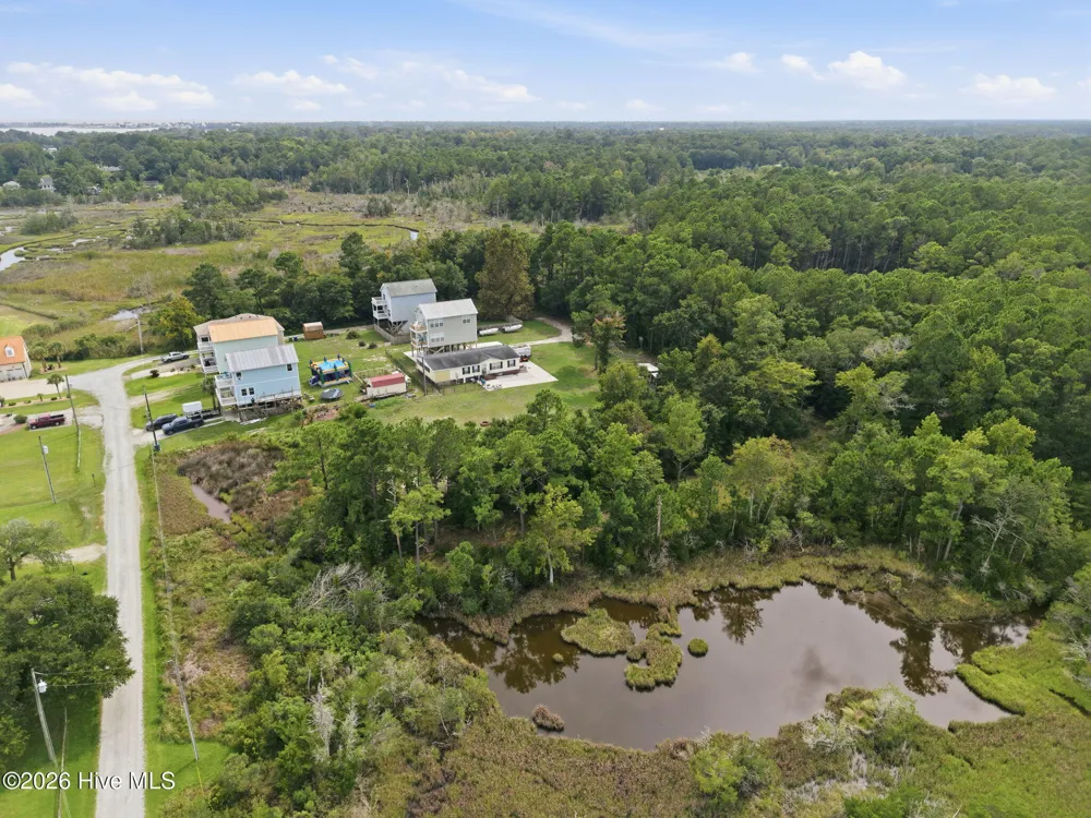 657 Canady Road Sneads Ferry, NC 28460