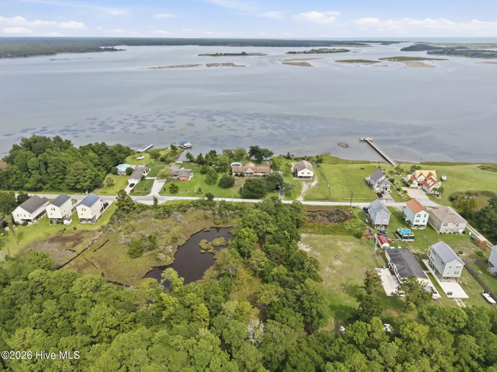 657 Canady Road Sneads Ferry, NC 28460