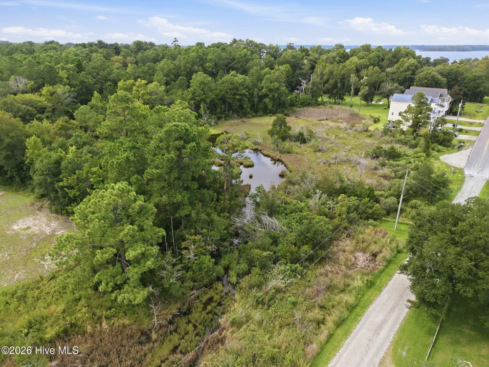 657 Canady Road Sneads Ferry, NC 28460