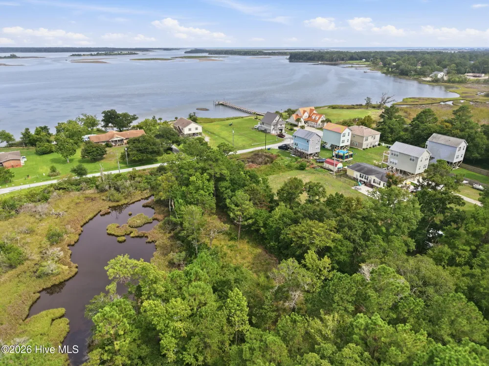 657 Canady Road Sneads Ferry, NC 28460