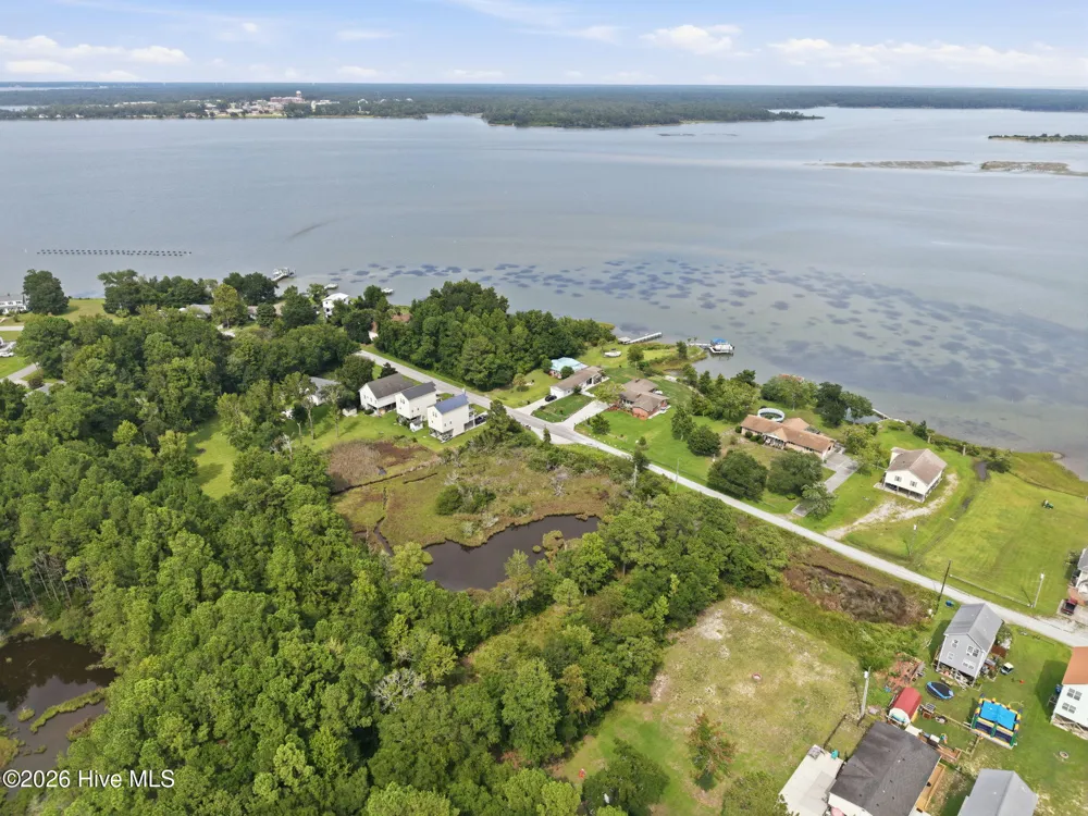 657 Canady Road Sneads Ferry, NC 28460