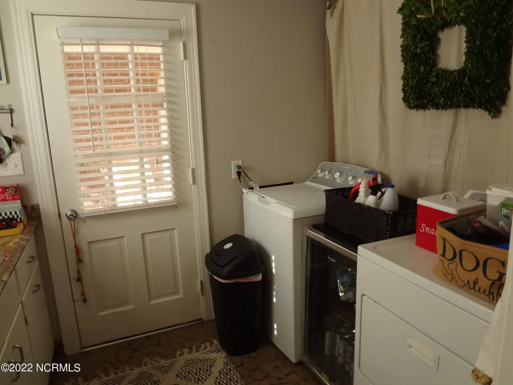 3004 S Elm Street Greenville, NC 27858