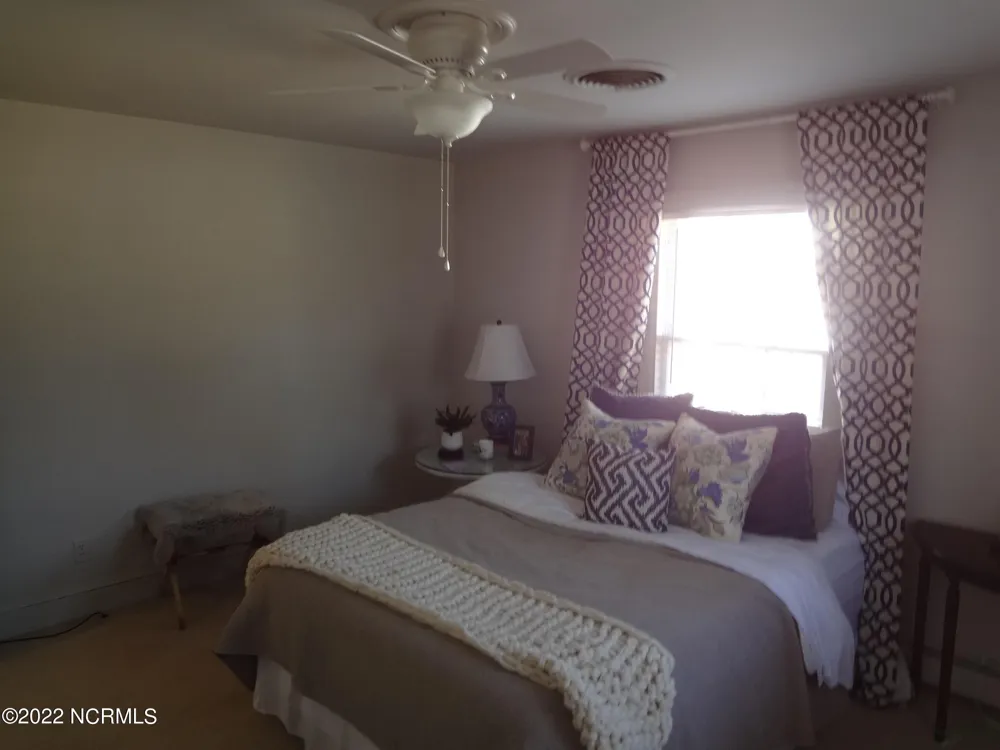 3004 S Elm Street Greenville, NC 27858