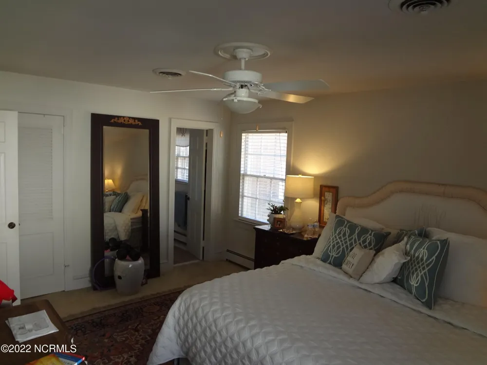 3004 S Elm Street Greenville, NC 27858