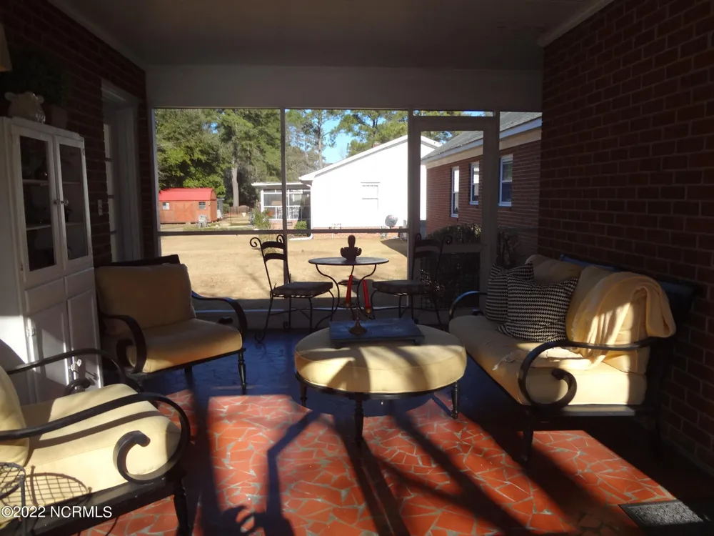 3004 S Elm Street Greenville, NC 27858