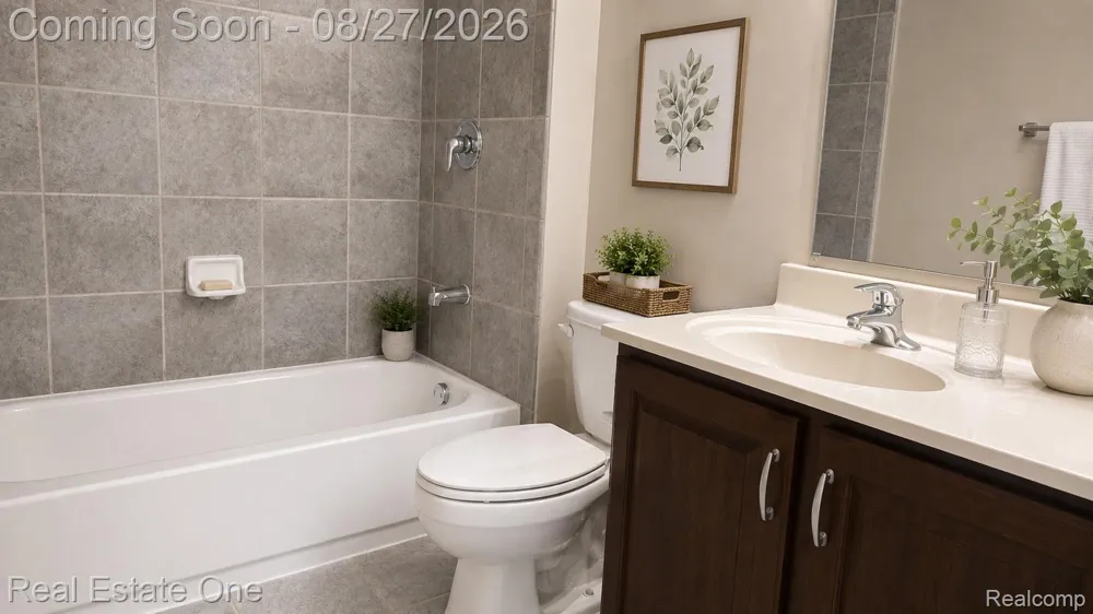 101 Curry Avenue #436 Royal Oak City, MI 48067
