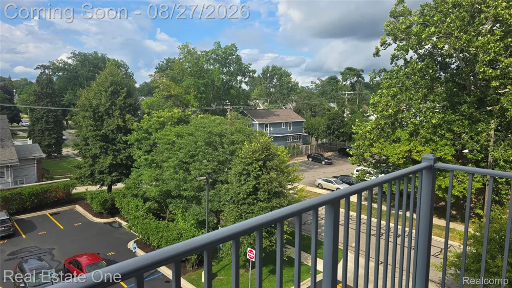 101 Curry Avenue #436 Royal Oak City, MI 48067