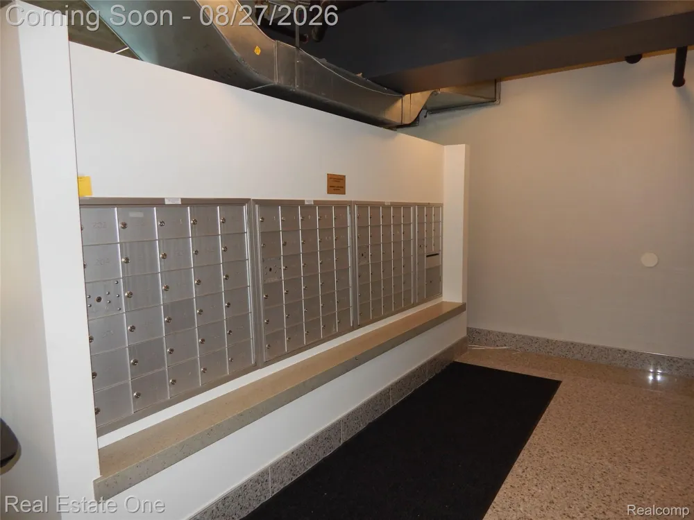 101 Curry Avenue #436 Royal Oak City, MI 48067