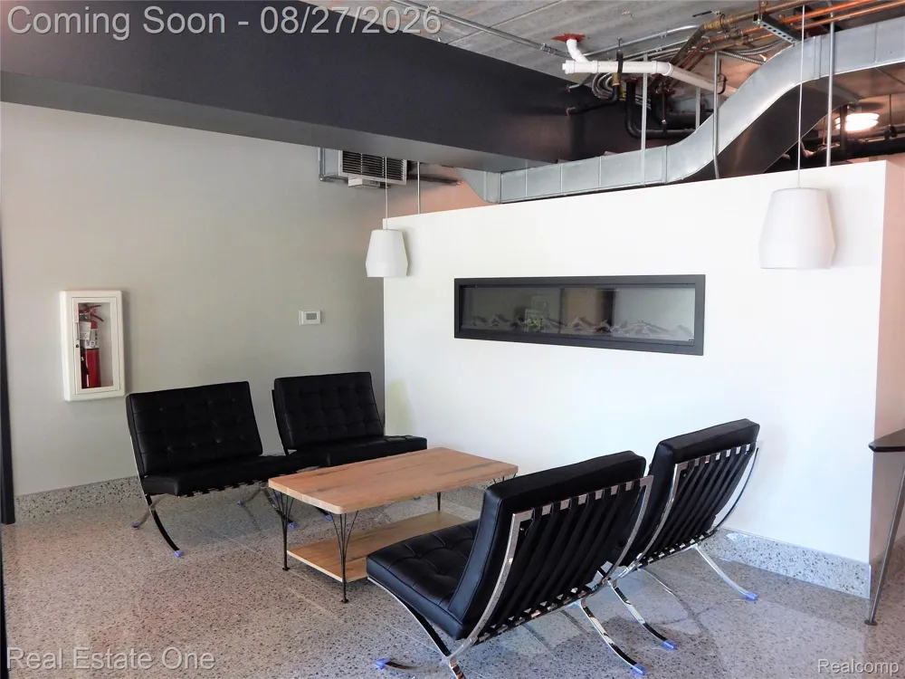 101 Curry Avenue #436 Royal Oak City, MI 48067