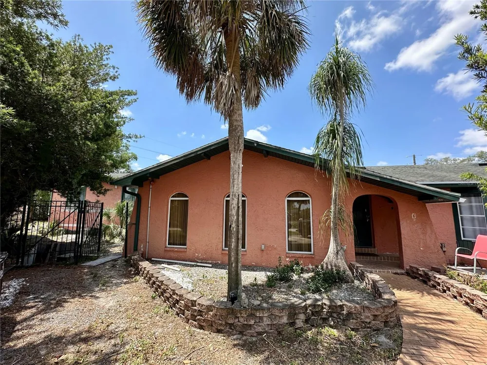 300 BROADVIEW AVENUE Altamonte Springs, FL 32701