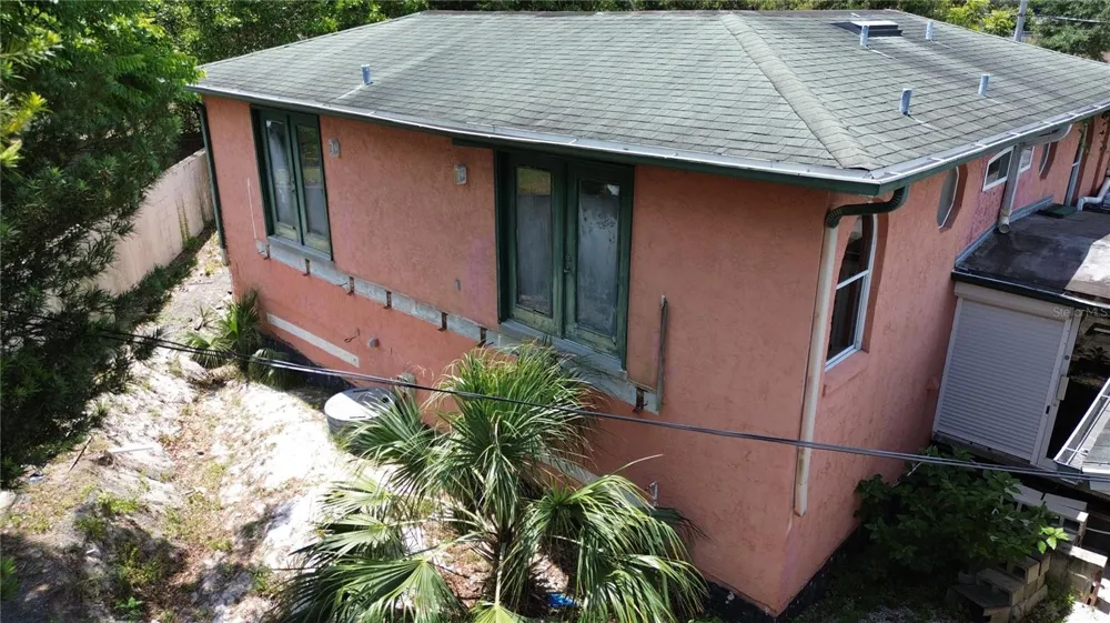 300 BROADVIEW AVENUE Altamonte Springs, FL 32701