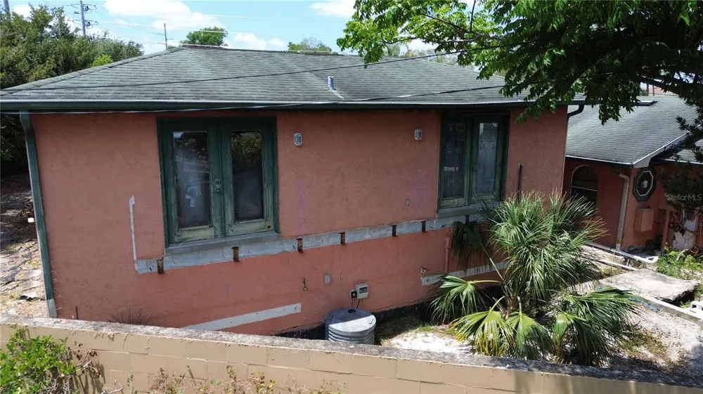 300 BROADVIEW AVENUE Altamonte Springs, FL 32701