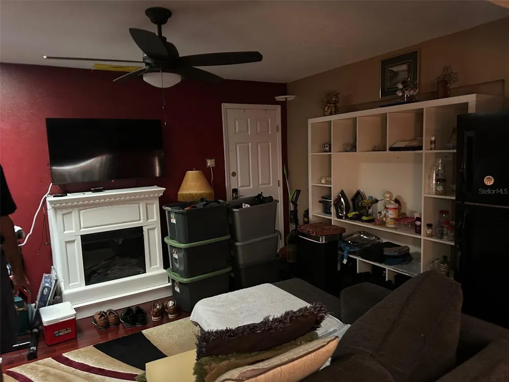 300 BROADVIEW AVENUE Altamonte Springs, FL 32701