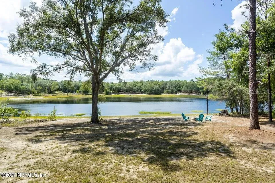 168 HOUR GLASS CIRCLE Hawthorne, FL 32640
