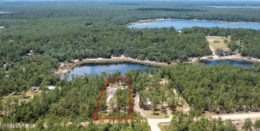 168 HOUR GLASS CIRCLE Hawthorne, FL 32640