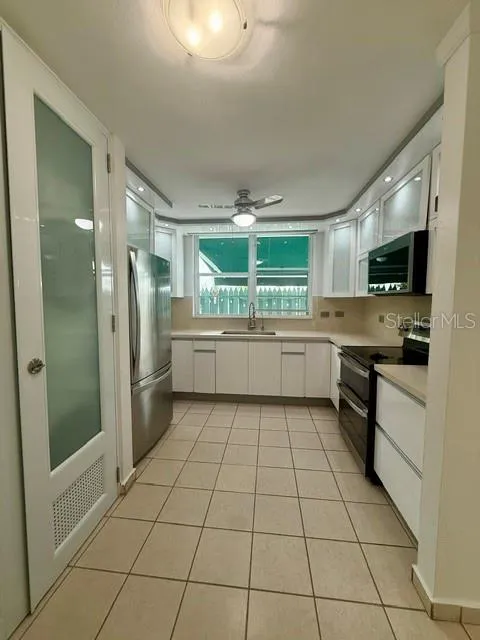 Cond. Camelot 842 #3601 San Juan, PR 00926