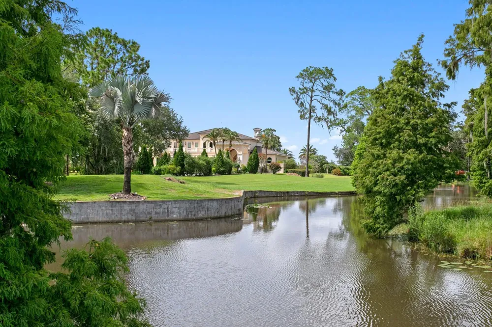 7850 FOUR PINES ROAD Plant City, FL 33565