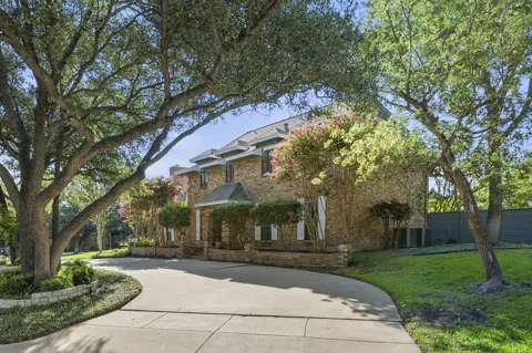 4351 Bullfinch Court