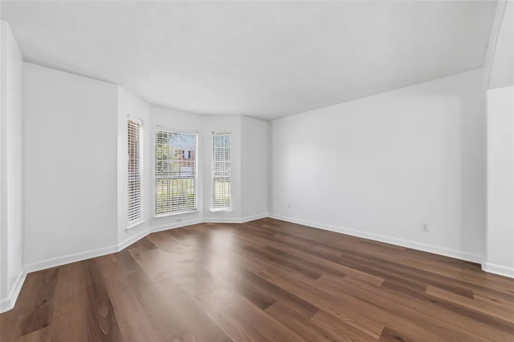 7110 Favian Court Houston, TX 77083