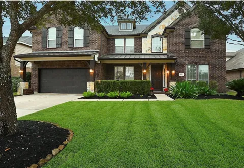 6010 Green Meadows Lane