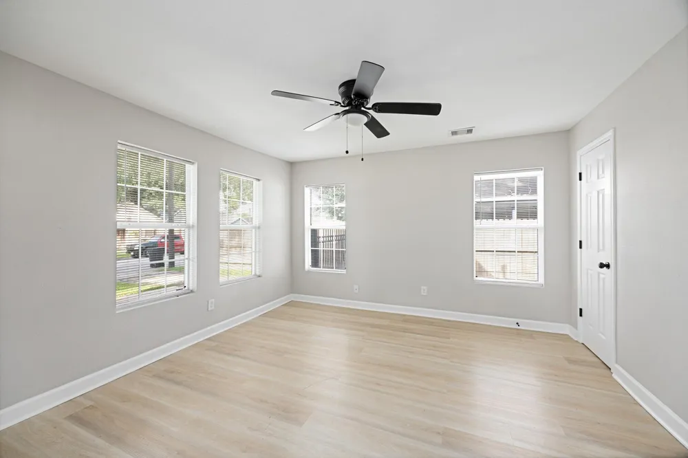 5737 Dorbrandt Street Houston, TX 77023