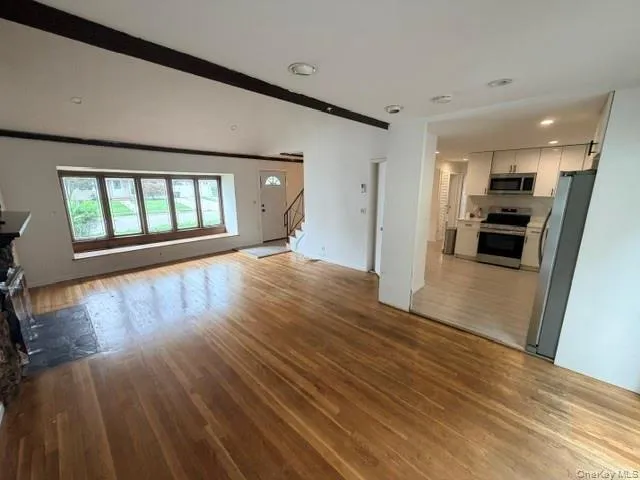 64 Lynwood Drive Valley Stream, NY 11580