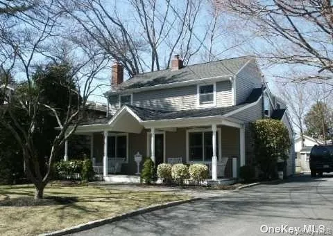 15 Garfield Street Northport, NY 11768