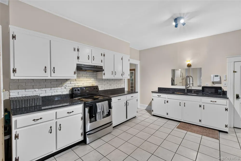 77 Union Street Montgomery, NY 12549